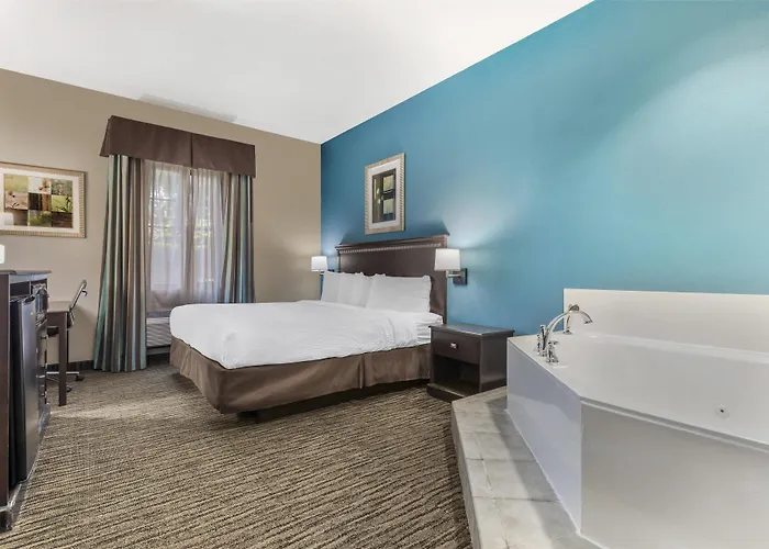 Best Western Mineola Inn