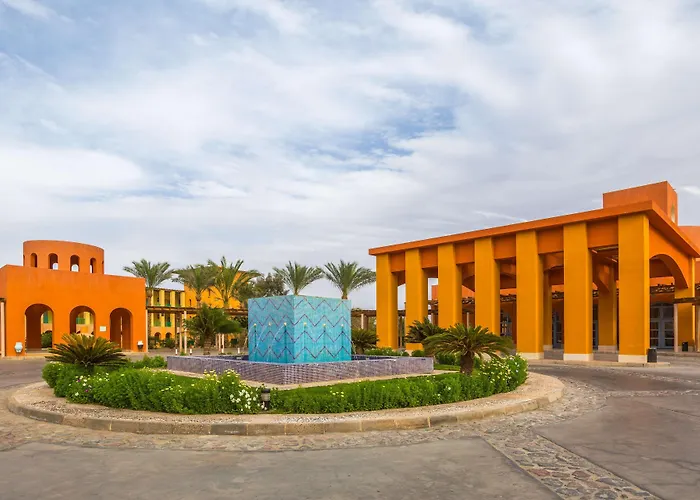 Strand Beach Resort