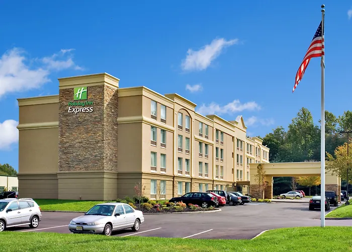 Holiday Inn Express & Suites West Long Branch - Eatontown By Ihg