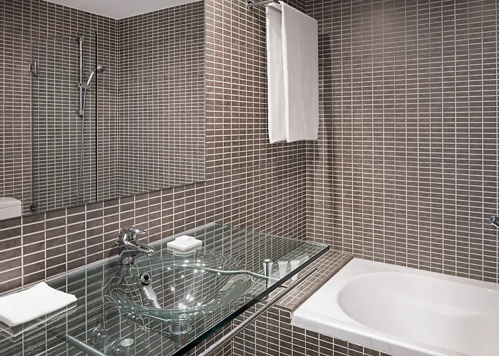 Ac Hotel Algeciras By Marriott