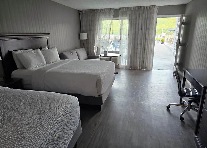Georgian Lakeside Resort