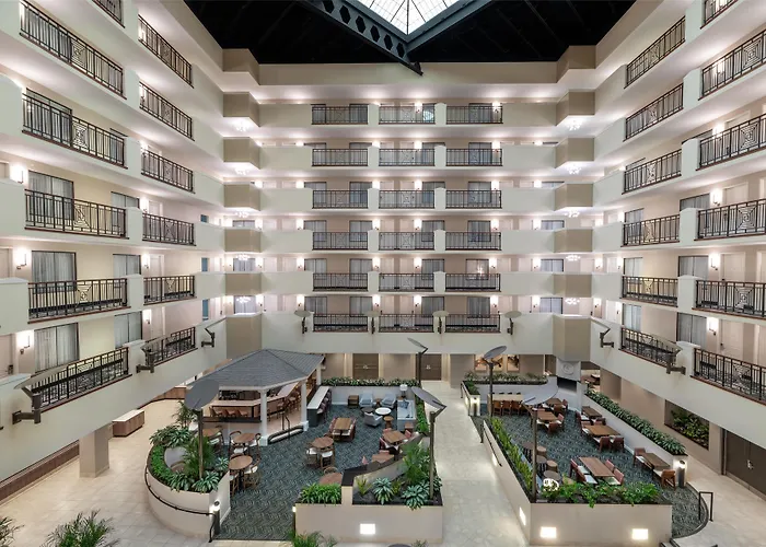 Embassy Suites Fort Myers - Estero