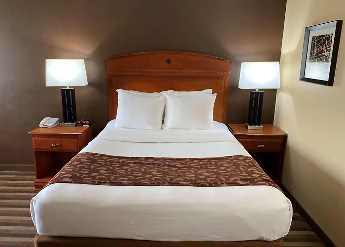 Best Western Manhattan Inn