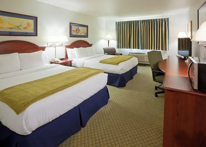 Crossings By Grandstay Inn & Suites