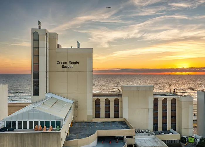 Ocean Sands Resort, Oceanfront, Virginia Beach By Vacatia