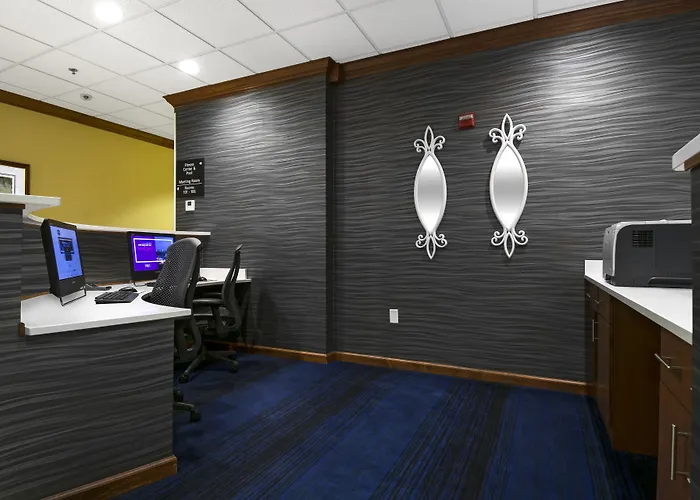 Hampton Inn & Suites Jacksonville Deerwood Park