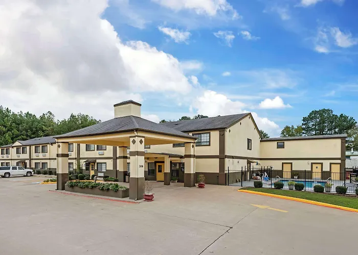 Best Western Pineywoods Inn