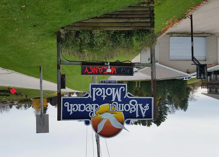 Algoma Beach Motel