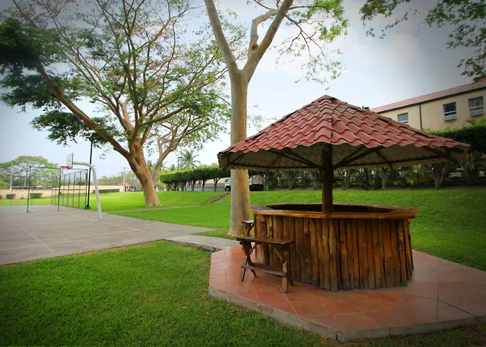 Quality Hotel Real Aeropuerto San Salvador
