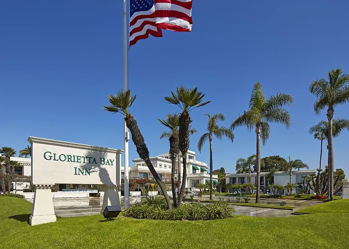 Glorietta Bay Inn