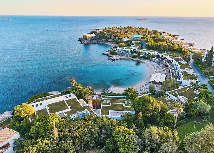 Grand Resort Lagonissi