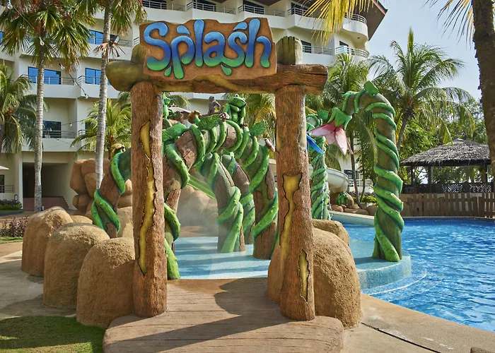 Swiss-Grand Beach Resort Kuantan - Newly Upgraded 5-Star