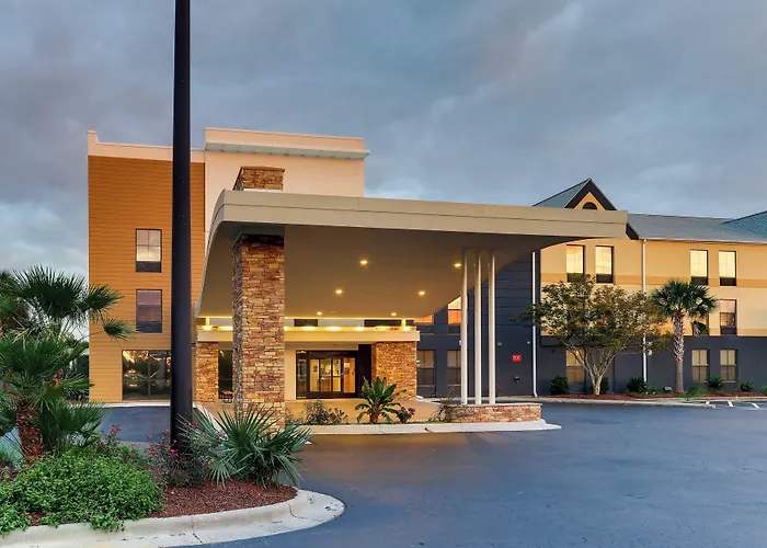 Fairfield Inn & Suites Southport