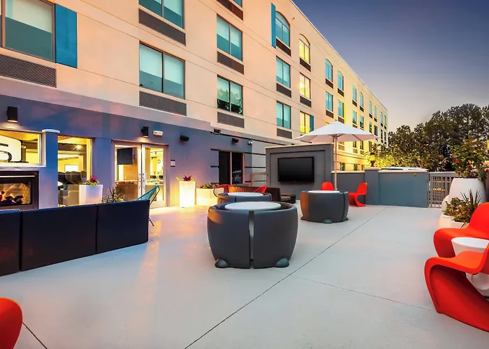 Aloft By Marriott Columbia Harbison