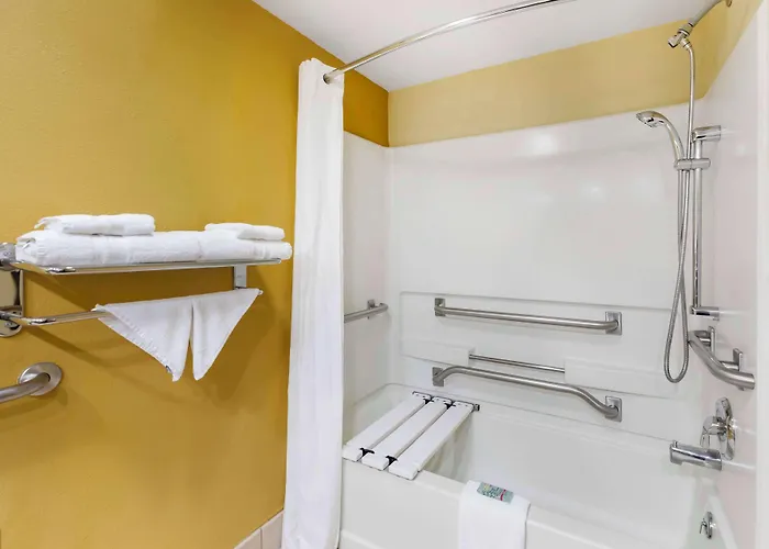 Best Western Kiva Inn