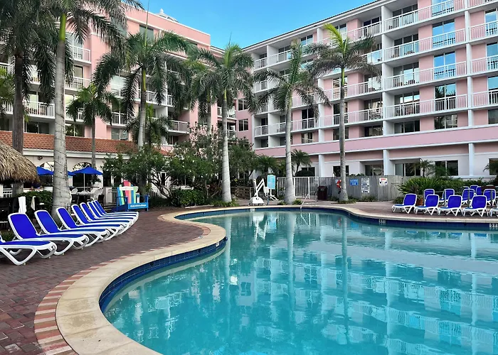 Palm Beach Shores Resort And Vacation Villas