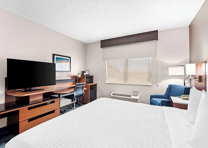 Best Western Ottumwa Inn & Suites