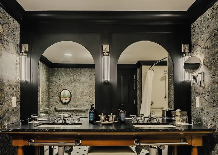 Hotel Jerome, An Auberge Resort