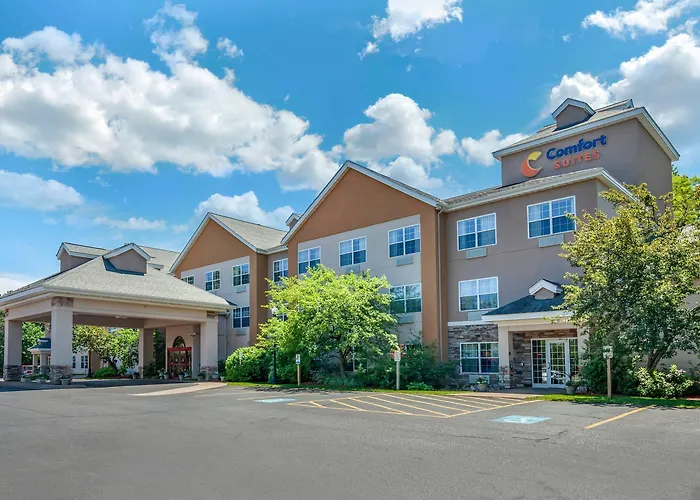 Comfort Suites Marquette