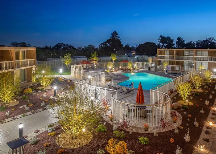 Holiday Inn Oxnard - Ventura By Ihg
