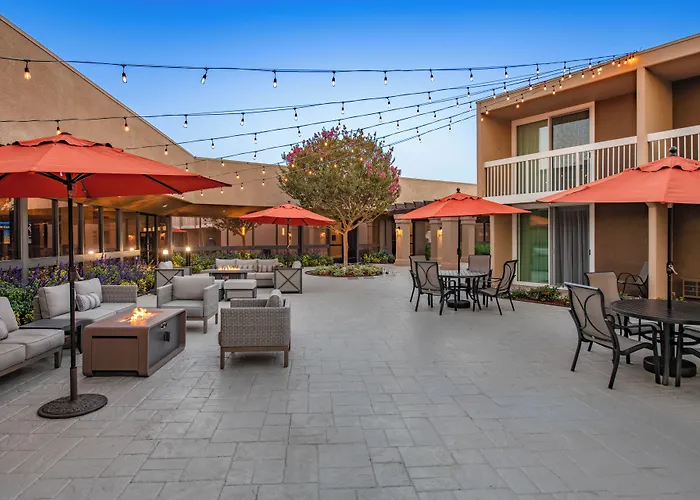 Holiday Inn Oxnard - Ventura By Ihg