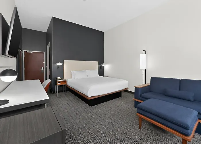 Courtyard By Marriott Burlington