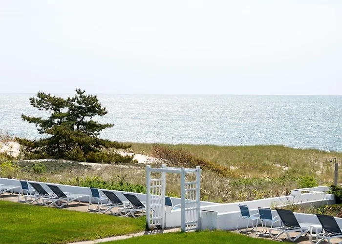 Surf & Sand Beach Motel
