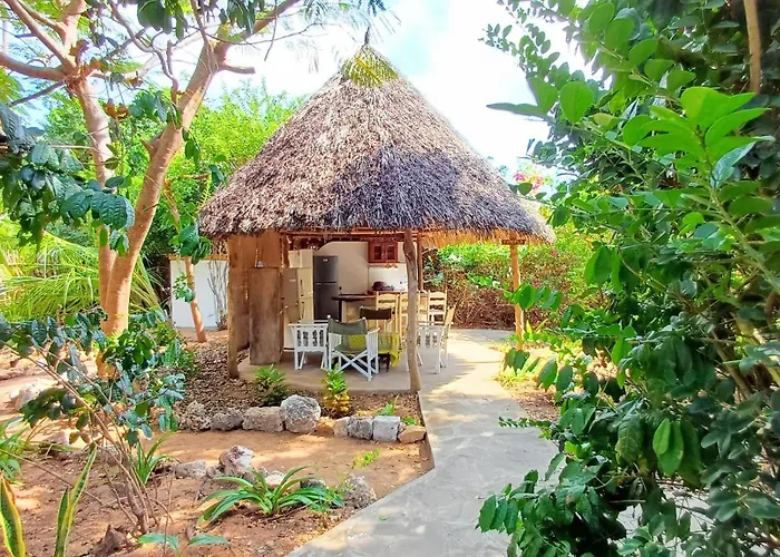 Watamu Beach Cottages B&B