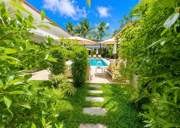 Lotus Bleu Resort&Restaurant