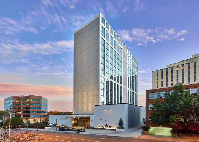Le Meridien St. Louis Clayton