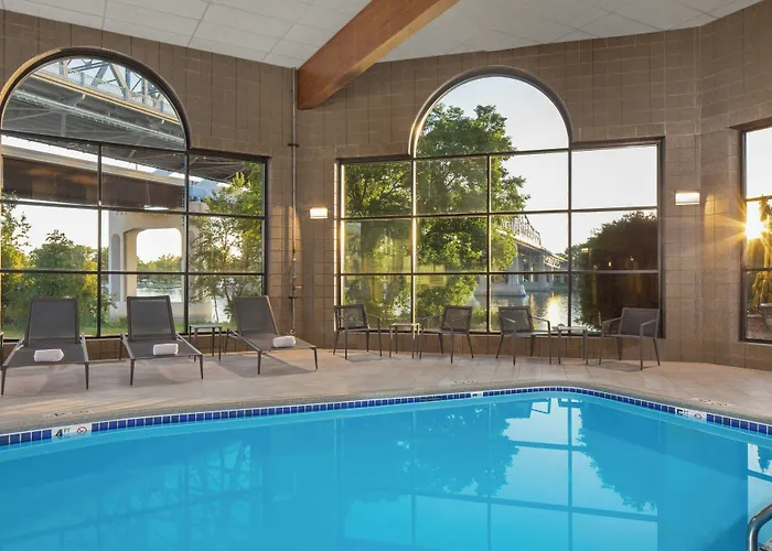 Courtyard La Crosse Downtown/Mississippi Riverfront