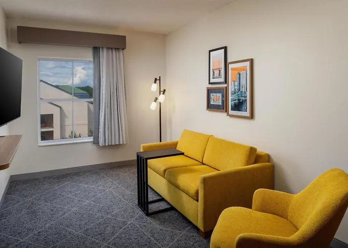 Hampton Inn & Suites Jacksonville Deerwood Park