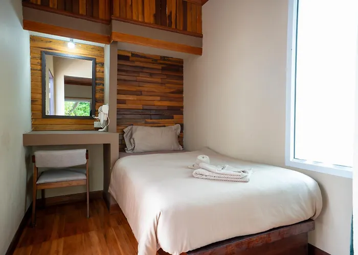Lanta Riviera Beach Resort