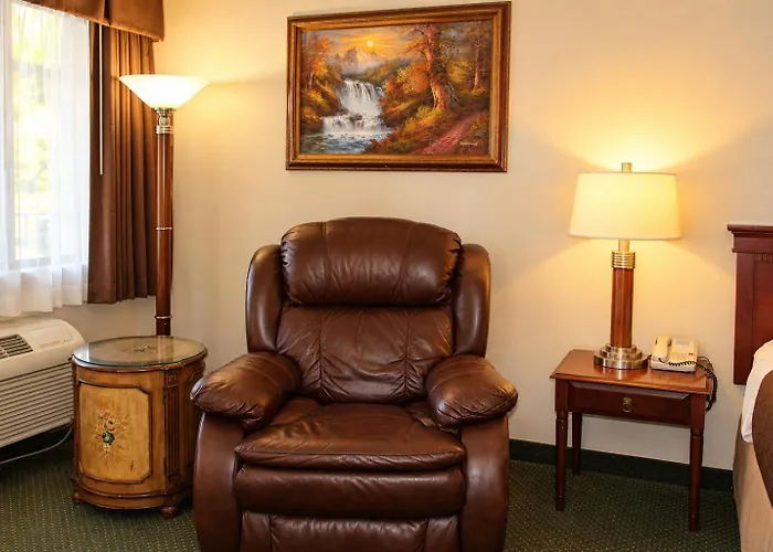 O'Cairns Inn&Suites