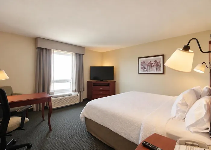 Hampton Inn By Hilton Guadalajara-Aeropuerto