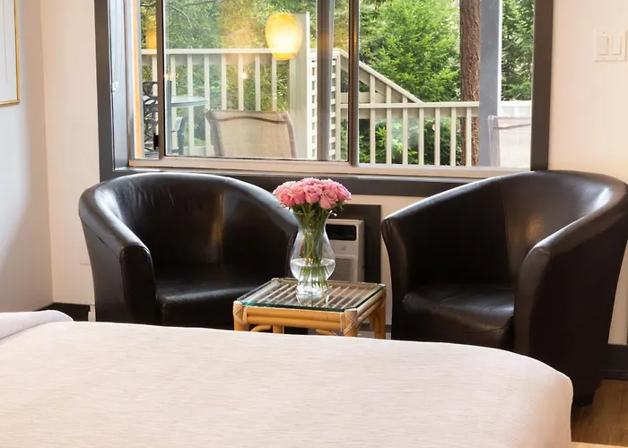 Rockwater Secret Cove Resort