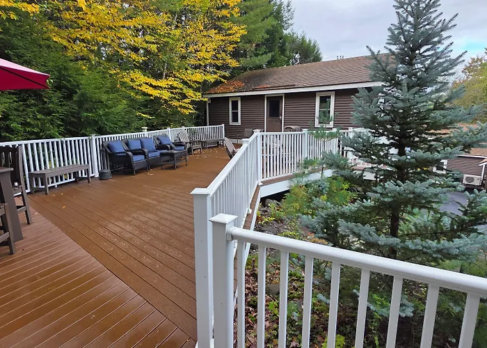 Birch Knoll Motel