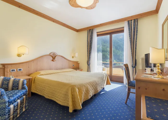 Ariston Lake View Hotel