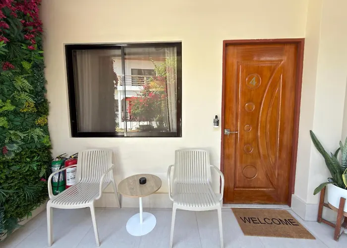 Harman Suites Moalboal