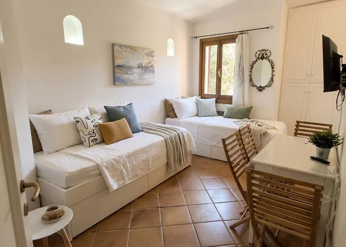 Appartamenti con piscina - Appartamentiflarida Porto Cervo