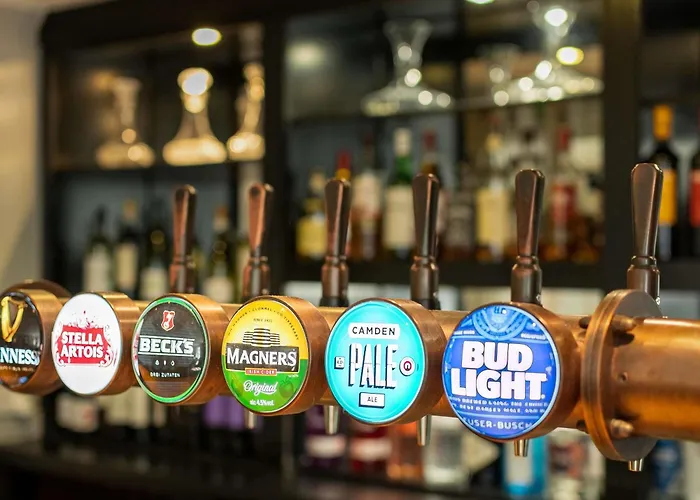 Mercure Salisbury White Hart Hotel & Apartments