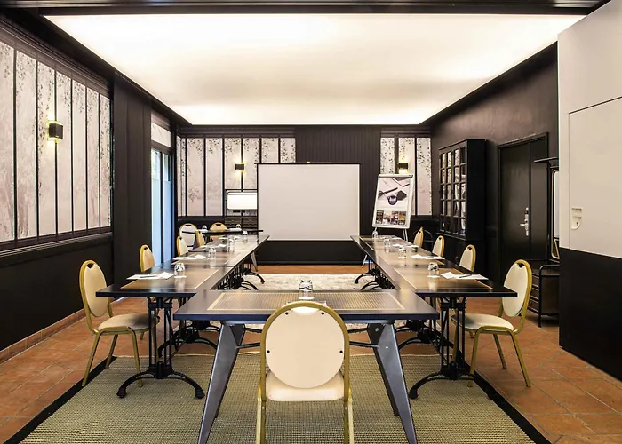 Mercure Carcassonne La Cité