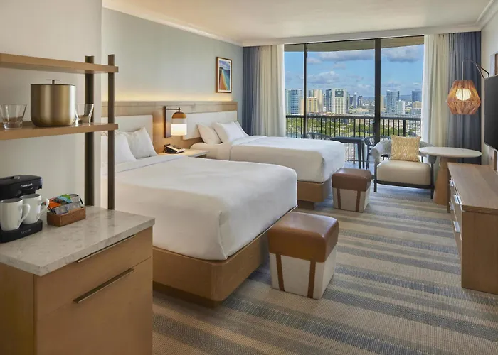 Hilton Hawaiian Village Waikiki Beach Resort