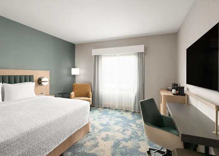 Hampton Inn & Suites Oakland Airport-Alameda
