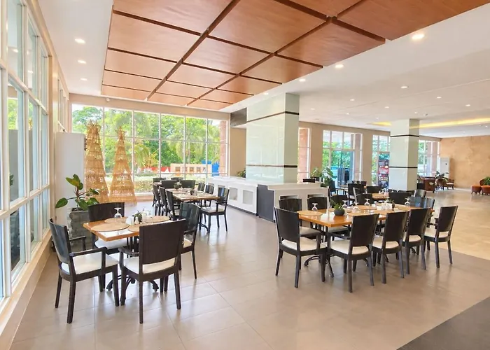 Sotogrande Hotel And Resort In Cebu