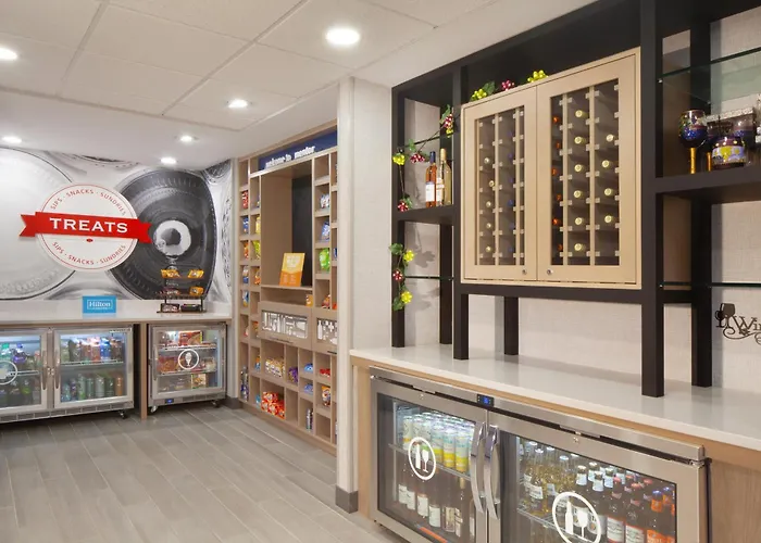 Hampton Inn & Suites Cleveland-Mentor