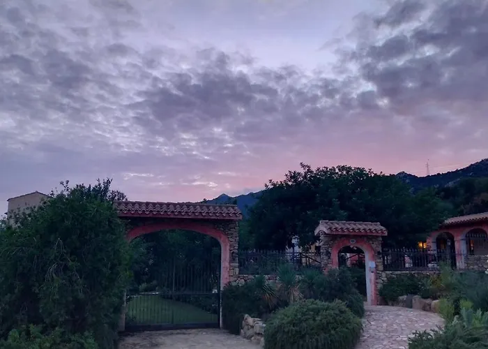 Hotel La Corte Rosada Villasimius