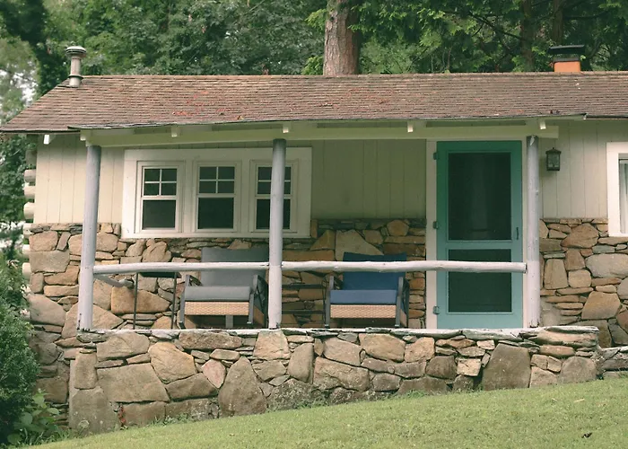 The Pines Cottages