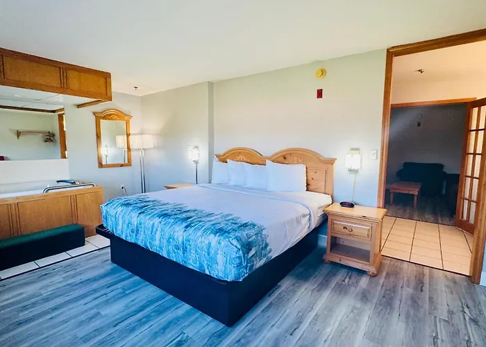 Regency Inn And Suites