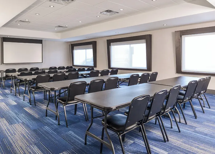Holiday Inn Express & Suites - Kansas City - Lee'S Summit By Ihg